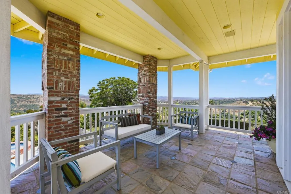 https://cdn.realtyfeed.com/cdn/127/306757971/e5968058ba7aa94d28421c303c62f58a.webp