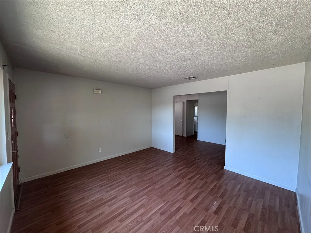 842 W Los Felis, Stockton, CA 95210 - Photo 4 of 24, Stockton, CA