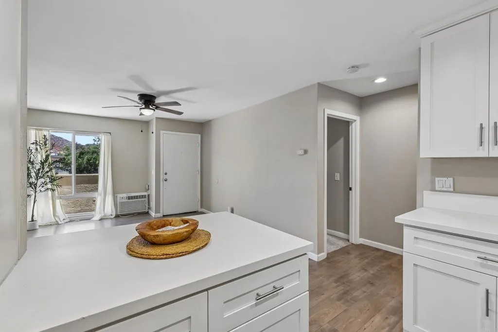 https://cdn.realtyfeed.com/cdn/127/306757985/6483746cae00dbc07c413d067e265274.webp