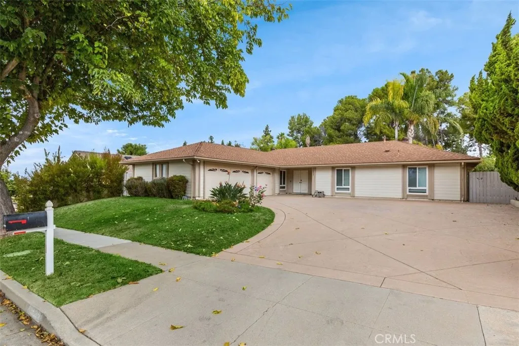 Thousand Oaks, CA 91360