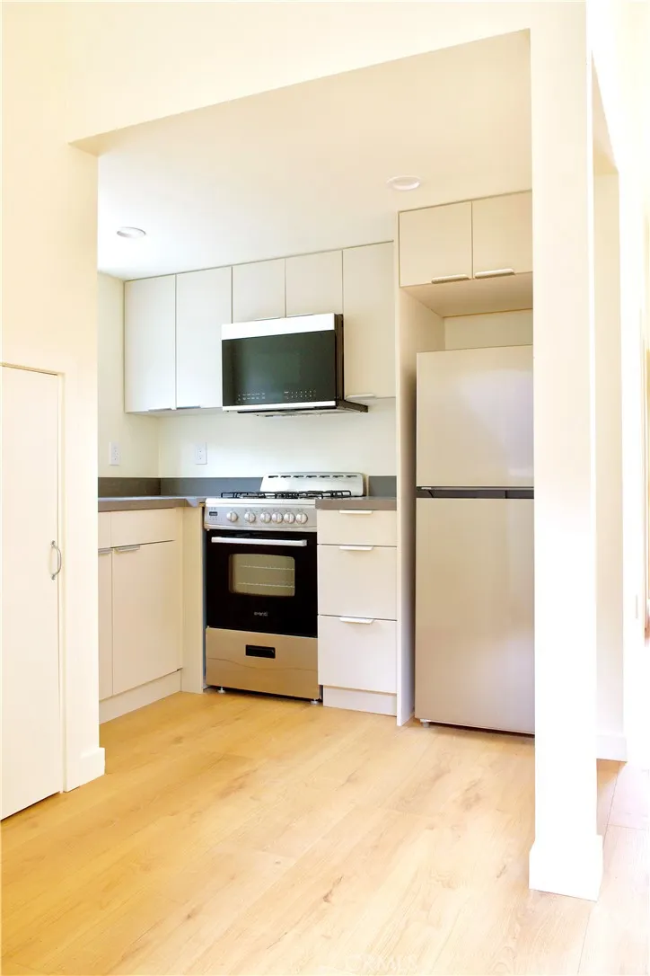 3743 Locke Avenue Unit 1/2, Los Angeles, CA 90032 - Photo 5 of 10, Los Angeles, CA