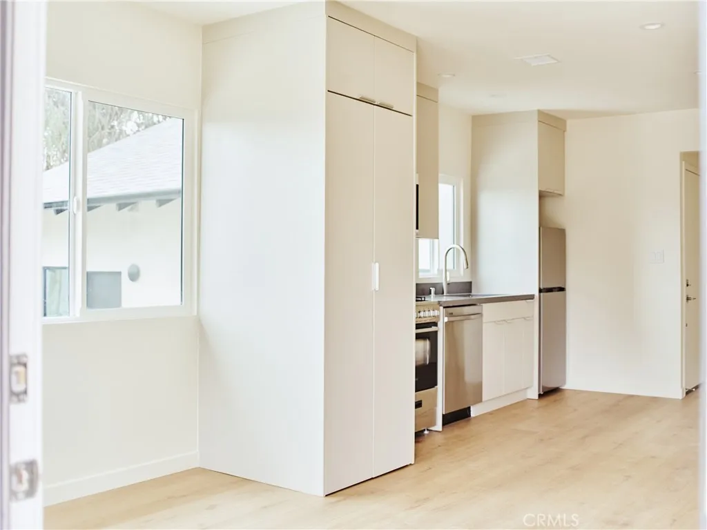 3741 Locke Avenue, Los Angeles, CA 90032 - Photo 4 of 13, Los Angeles, CA