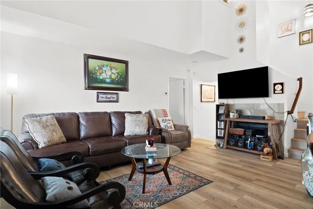 11300 Foothill Boulevard Unit 7, Sylmar, CA 91342 - Photo 5 of 17, Sylmar, CA