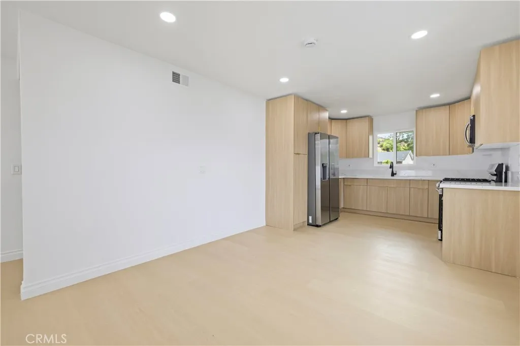 28201 Hot Springs, Canyon Country, CA 91351 - Photo 5 of 29, Canyon Country, CA