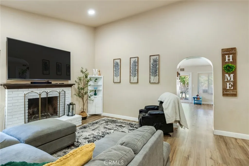 16074 Union Avenue, Lake Elsinore, CA 92530 - Photo 5 of 28, Lake Elsinore, CA