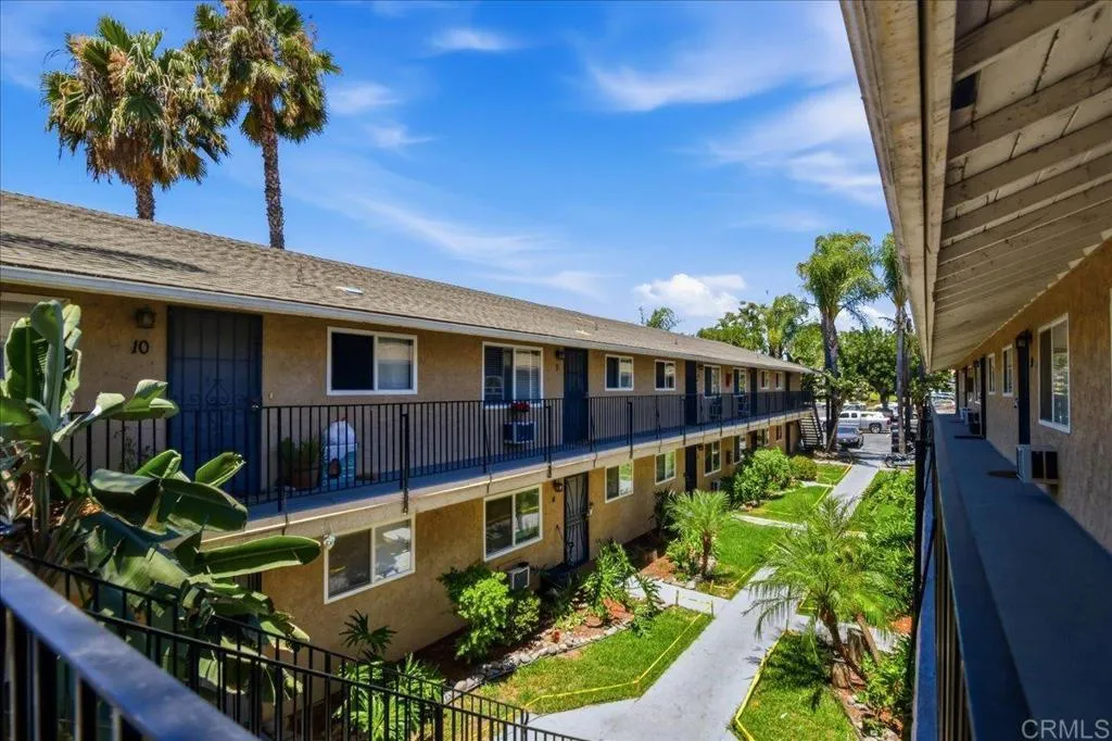 https://cdn.realtyfeed.com/cdn/127/306758102/0a8087cd4ec1a28b56e0b7e5fd022360.webp