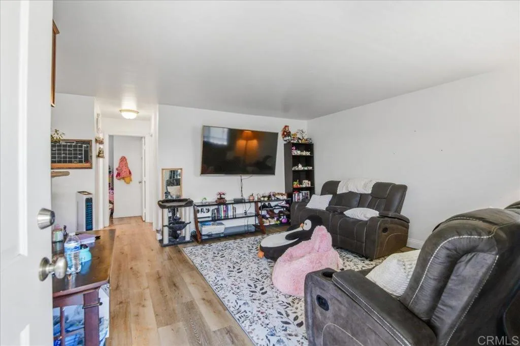 Photo #1: PTP2605009 Listing: Photo #1