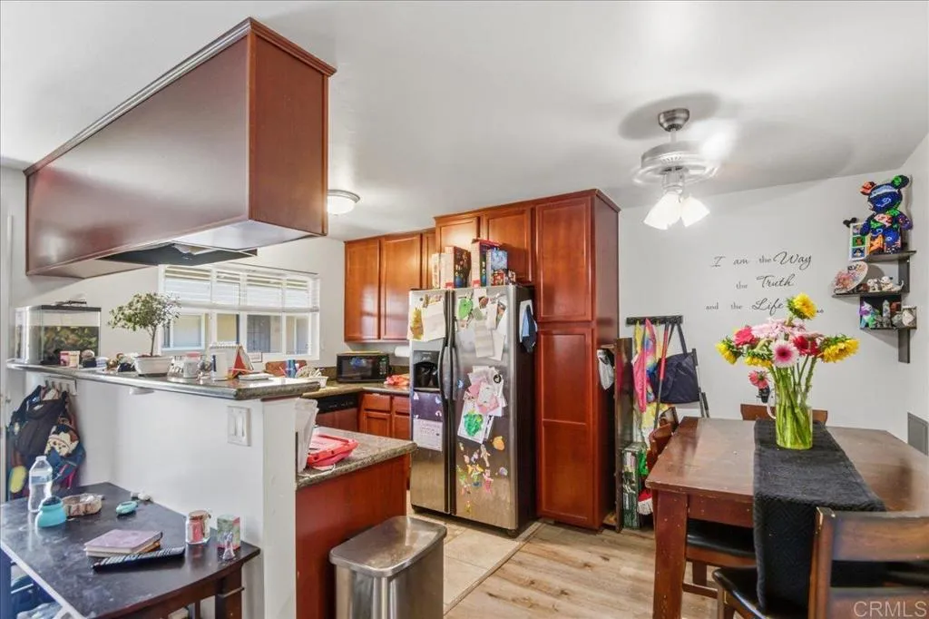 https://cdn.realtyfeed.com/cdn/127/306758102/2cb2984f961cd46c02c9158db53ded9c.webp