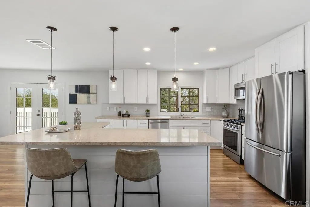 https://cdn.realtyfeed.com/cdn/127/306758118/ae73e579699bb889e47c7e054bff22fd.webp