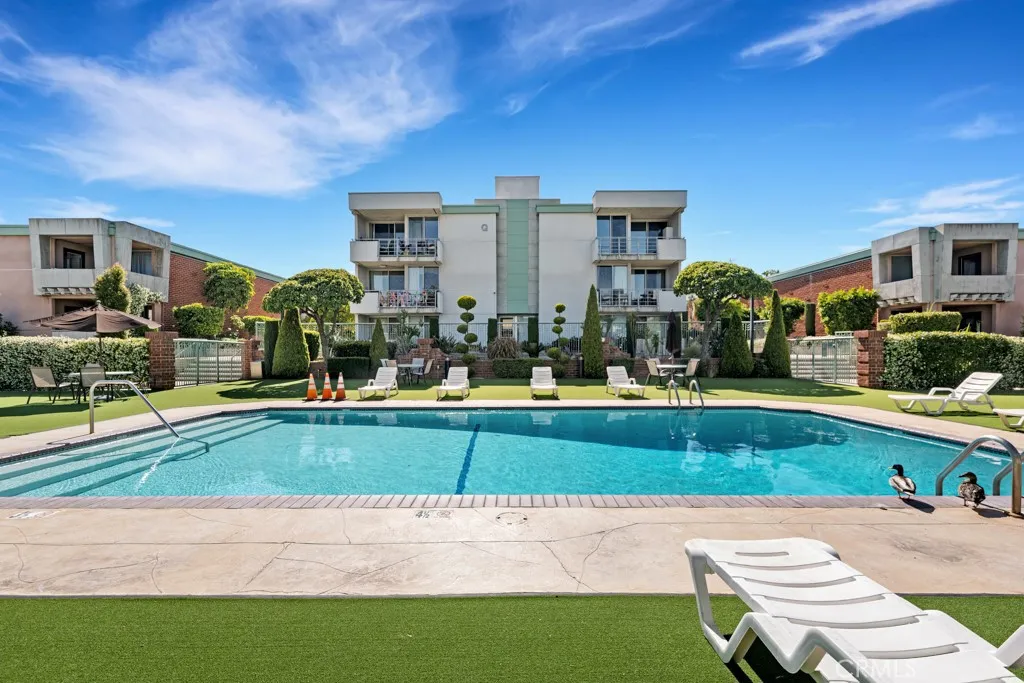 Encino, CA 91316