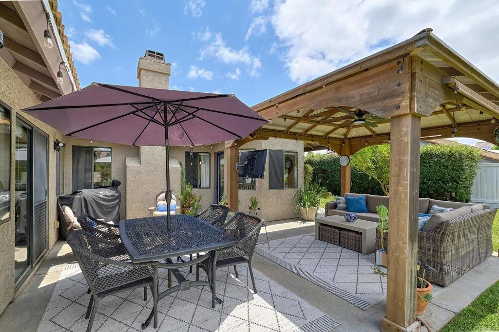 https://cdn.realtyfeed.com/cdn/127/306758156/de523941ad8f9618d82dd7dbe3ace5ce.webp