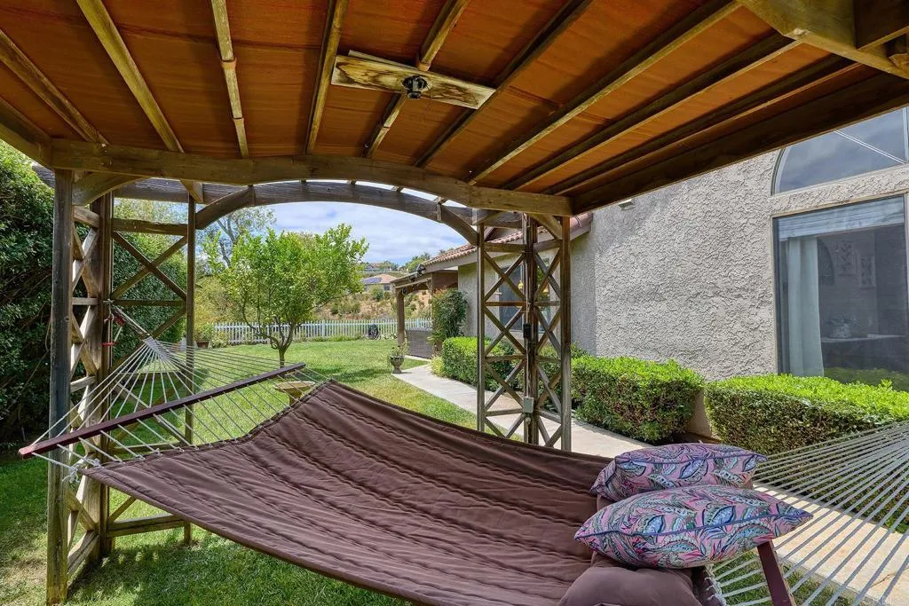 https://cdn.realtyfeed.com/cdn/127/306758156/e7ab075f4a7dc6085db2208bdd65e684.webp
