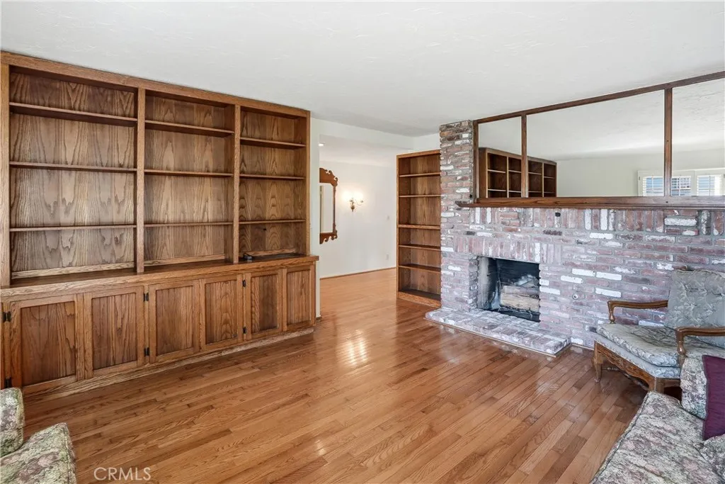 2037 S Capella Court, Costa Mesa, CA 92626 - Photo 5 of 45, Costa Mesa, CA