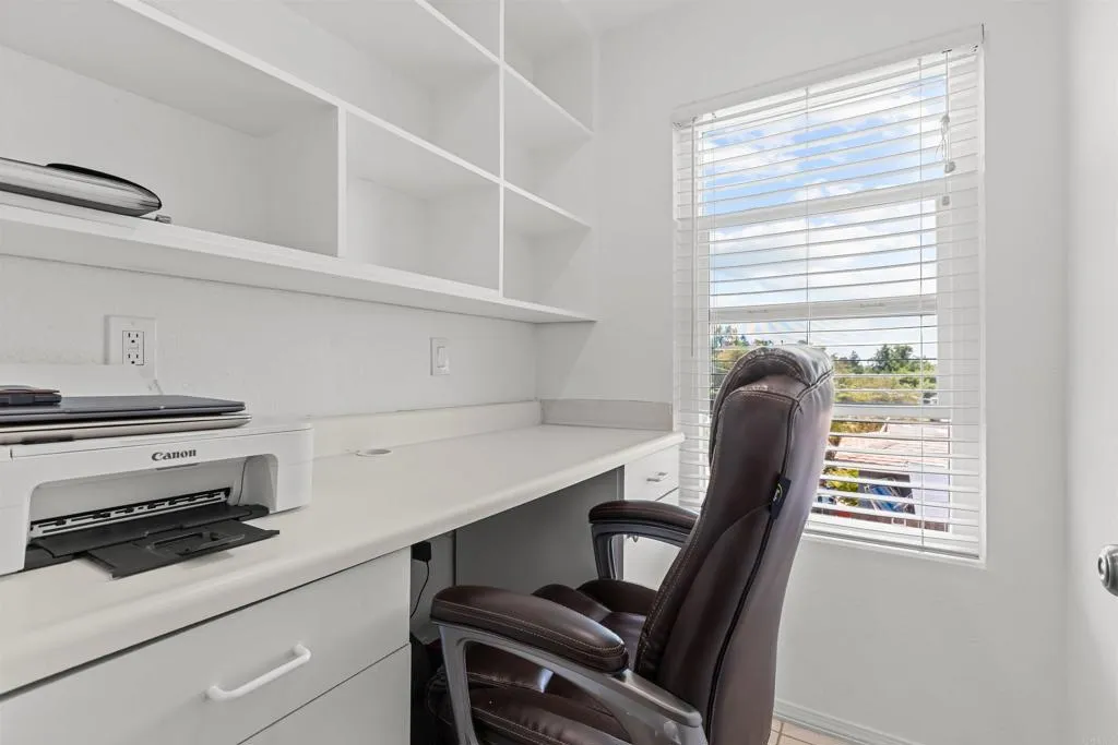 https://cdn.realtyfeed.com/cdn/127/306758170/65ae388478e1963f7d979381a0a0a9b8.webp