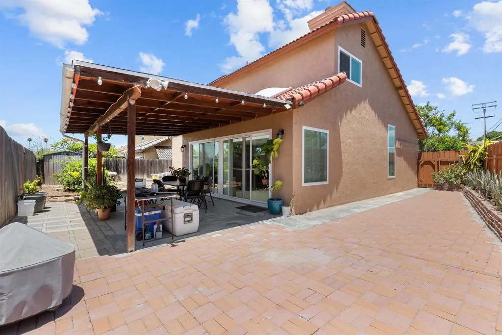 https://cdn.realtyfeed.com/cdn/127/306758170/f51e04fe25e25cb9680389df199bda52.webp