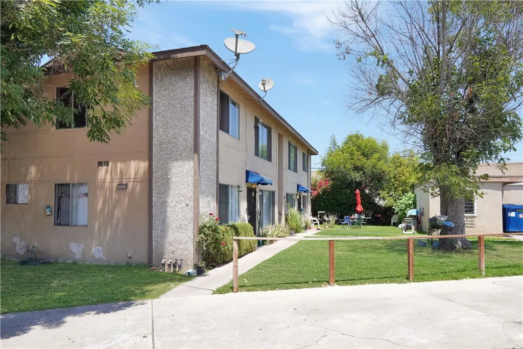 1600 Picadilly, Fullerton, CA 92833 - Photo 3 of 6, Fullerton, CA