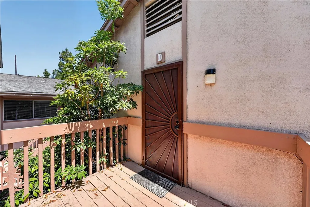 1062 Cabrillo Park, Santa Ana, CA 92701 - Photo 3 of 44, Santa Ana, CA