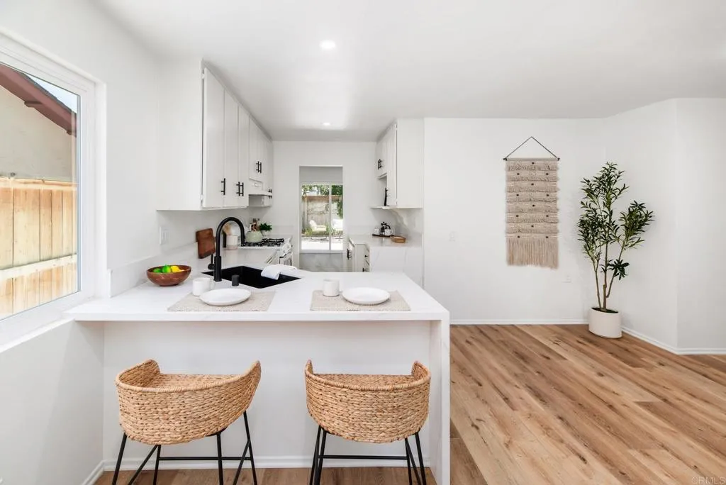 https://cdn.realtyfeed.com/cdn/127/306758227/244faac17bf5dc4fd308ca8ef10c0e88.webp