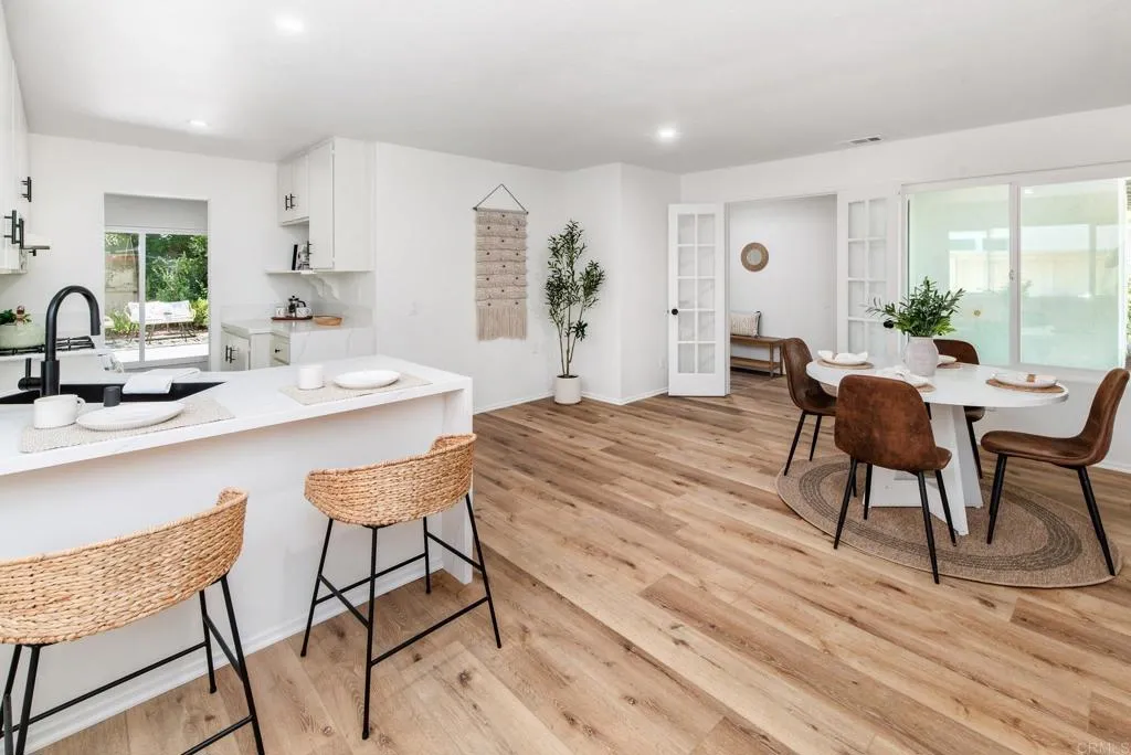 https://cdn.realtyfeed.com/cdn/127/306758227/3dcb0898b889382f66c4067e3cc86eb9.webp