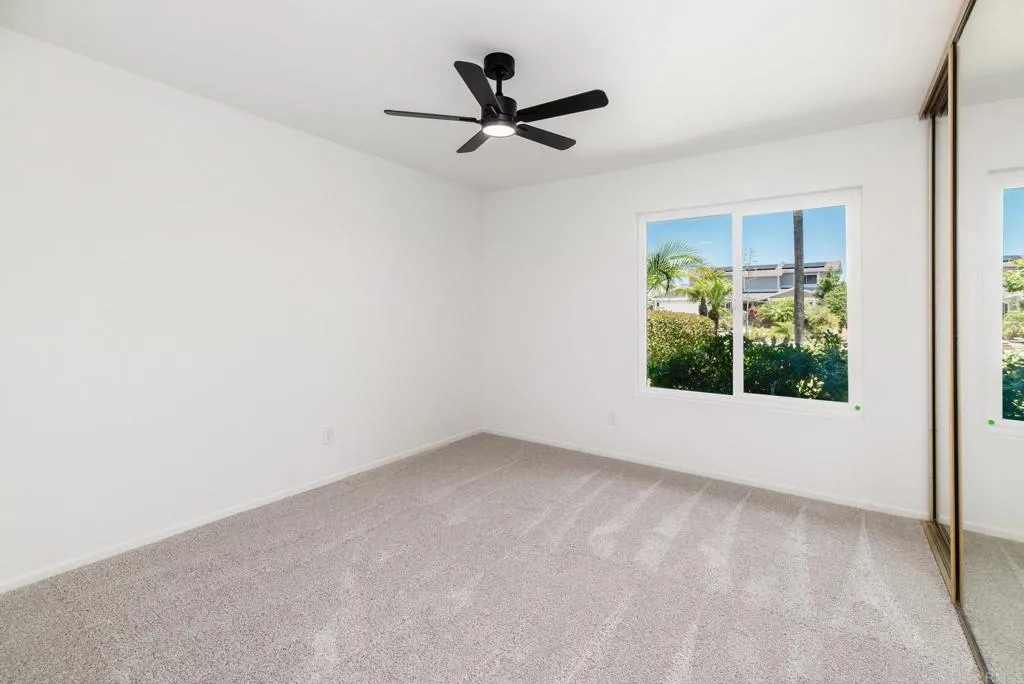 https://cdn.realtyfeed.com/cdn/127/306758227/54d16a07bb786fb5626376064cf001b2.webp