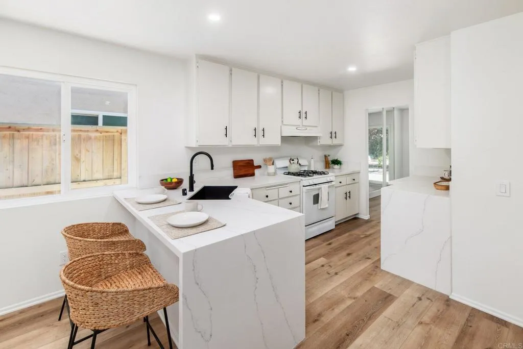 https://cdn.realtyfeed.com/cdn/127/306758227/6c3badbbe90495f1c3789a9141388111.webp