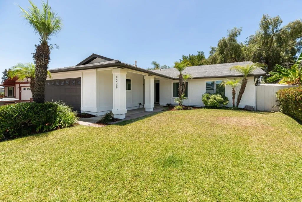 https://cdn.realtyfeed.com/cdn/127/306758227/944504219cada0d8b2e58318753c3d43.webp