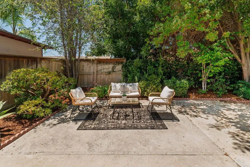 https://cdn.realtyfeed.com/cdn/127/306758227/e4d54c6e679e816a90d9918a87249552.webp
