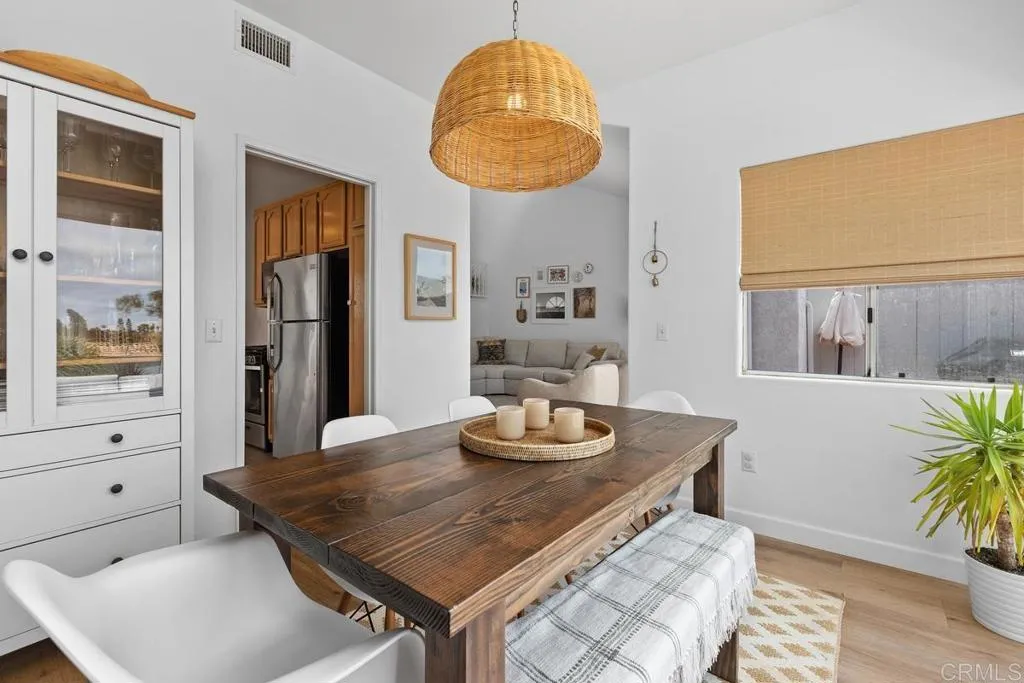 https://cdn.realtyfeed.com/cdn/127/306758233/448794c10a706424c9eb51f181d9aa85.webp