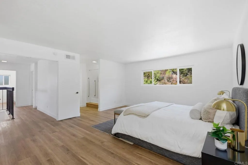 https://cdn.realtyfeed.com/cdn/127/306758235/03b7231c1bf9c417692699726af16dac.webp