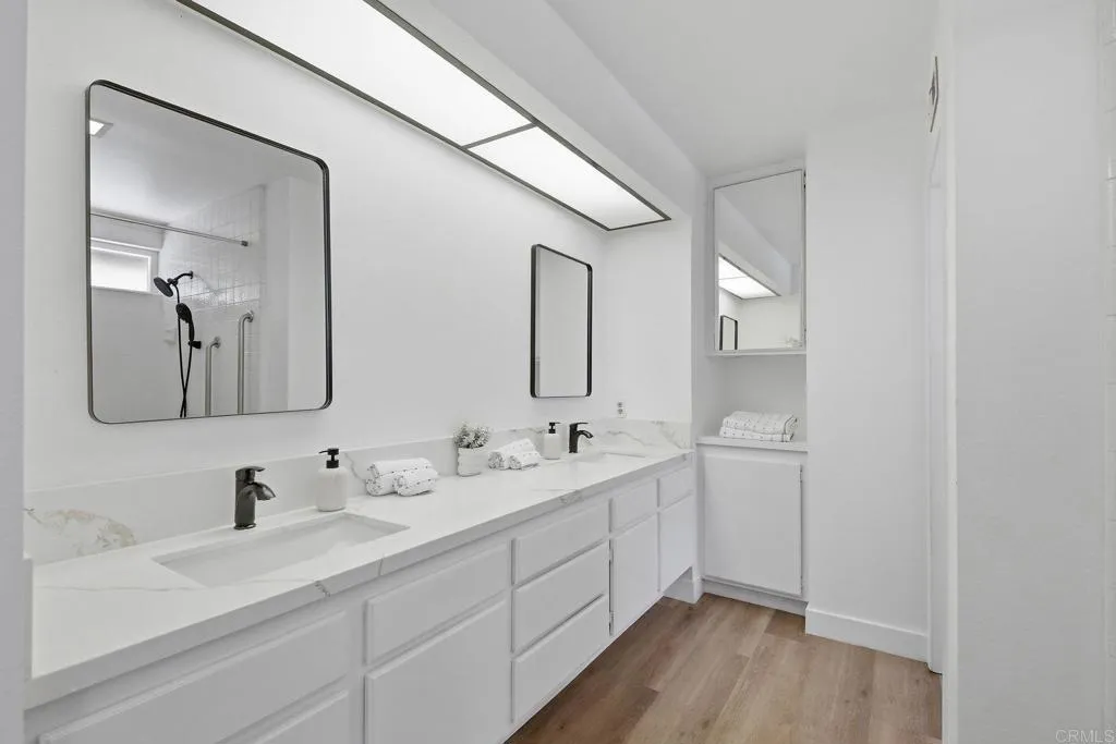 https://cdn.realtyfeed.com/cdn/127/306758235/7cf13efcb9f4d776842ed68633bbfcda.webp