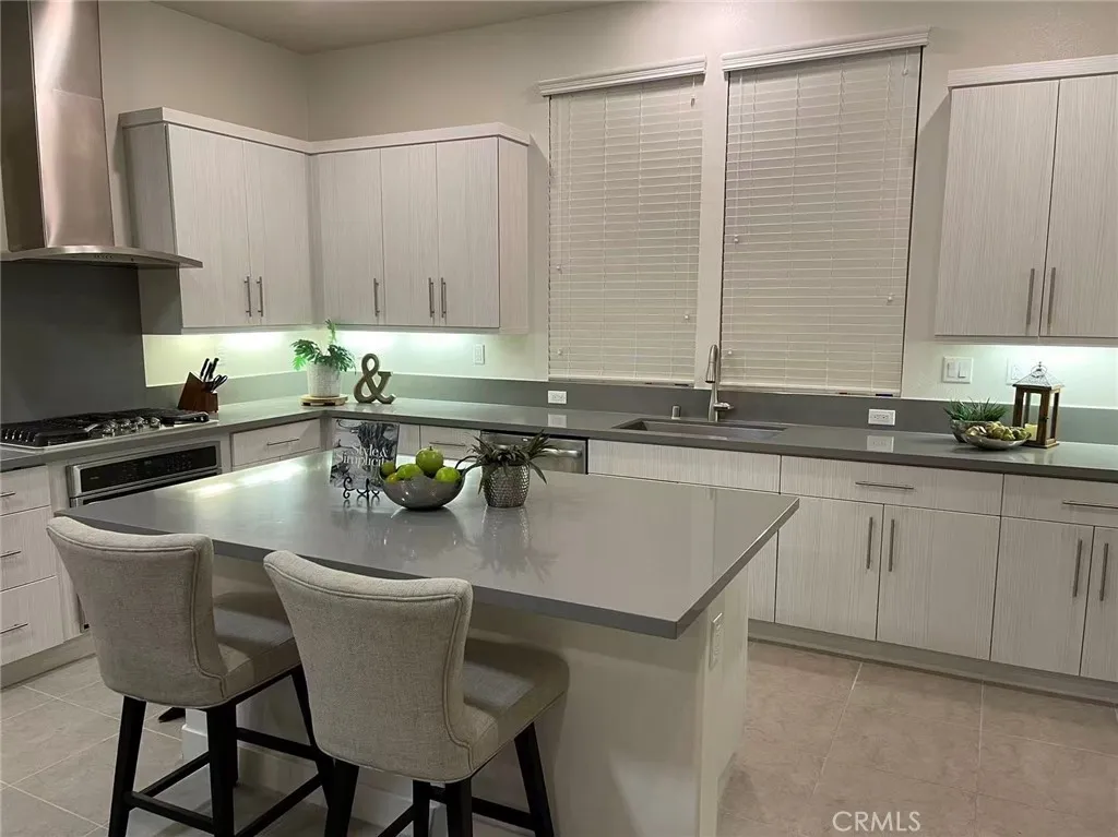 259 Radial, Irvine, CA 92618 - Photo 2 of 10, Irvine, CA