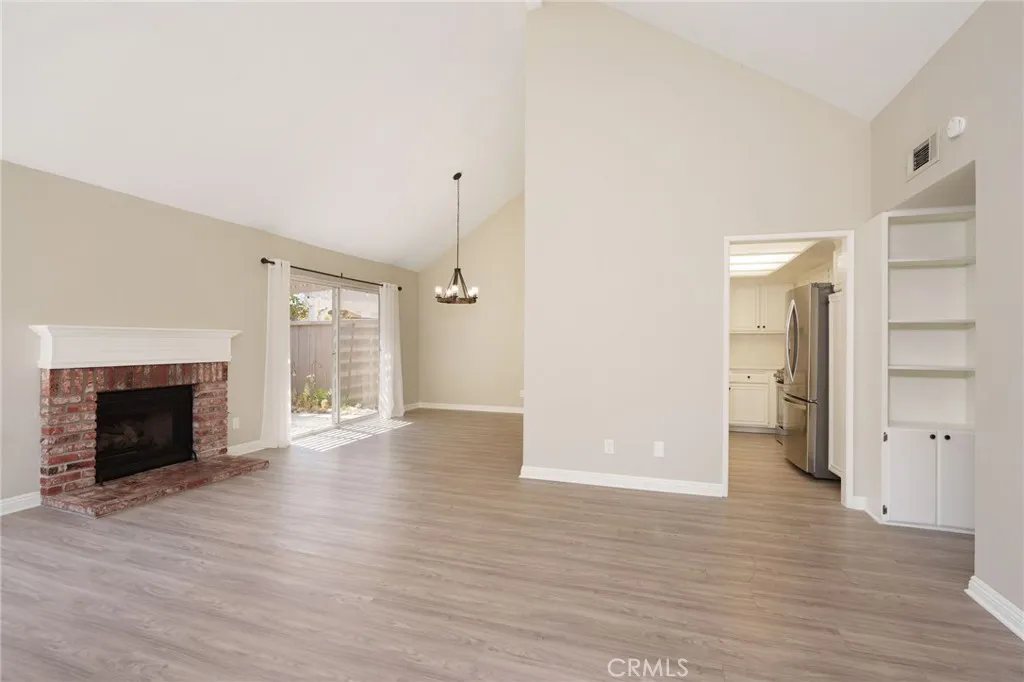 1934 Suntree, Simi Valley, CA 93063 - Photo 2 of 35, Simi Valley, CA