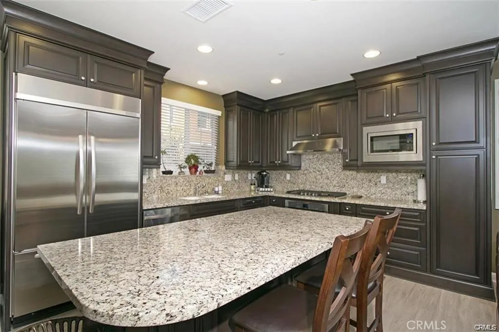19 Bluebell, Lake Forest, CA 92630 - Photo 3 of 10, Lake Forest, CA