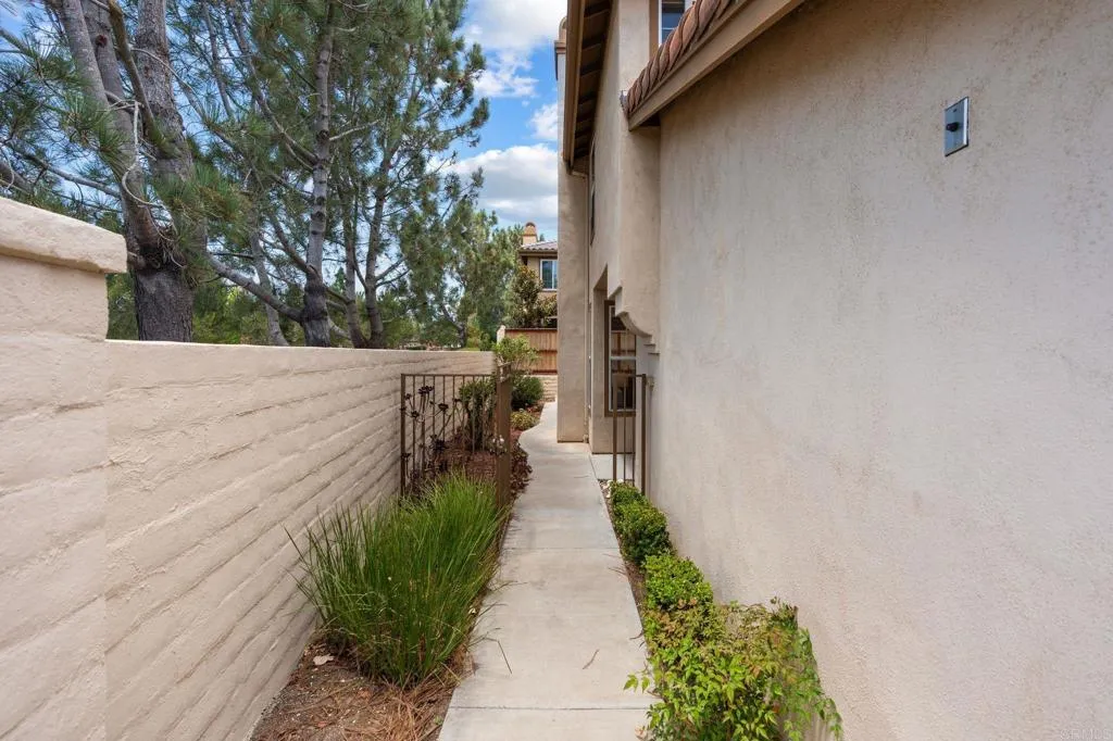 12728 Via Nieve, San Diego, CA 92130 - Photo 5 of 42, San Diego, CA