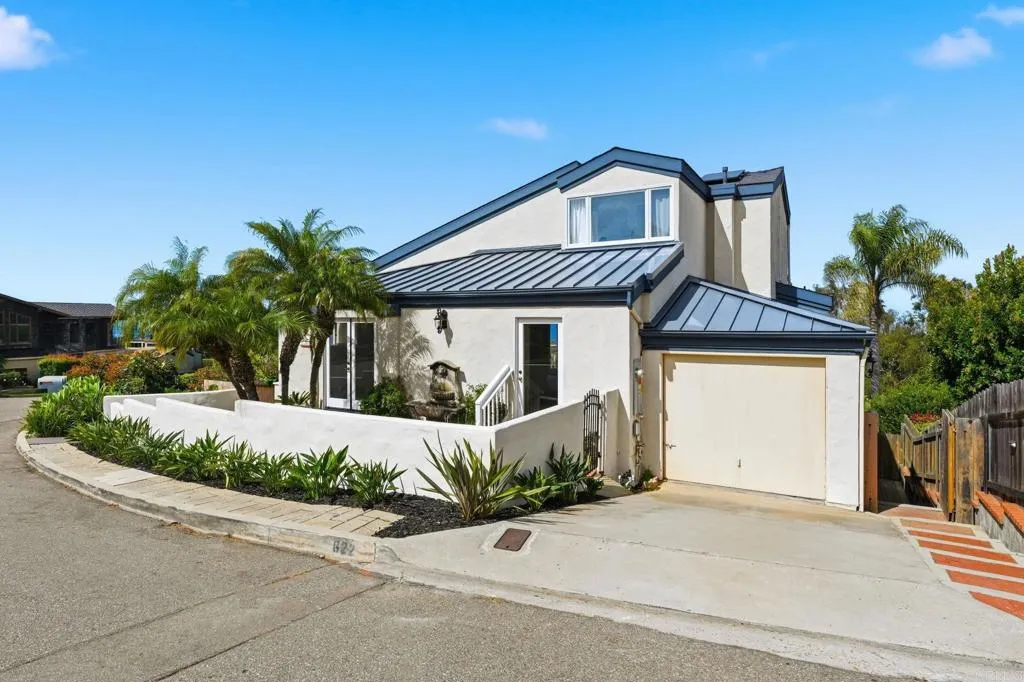 https://cdn.realtyfeed.com/cdn/127/306758438/611ded6cc892177f34bec96c71471374.webp