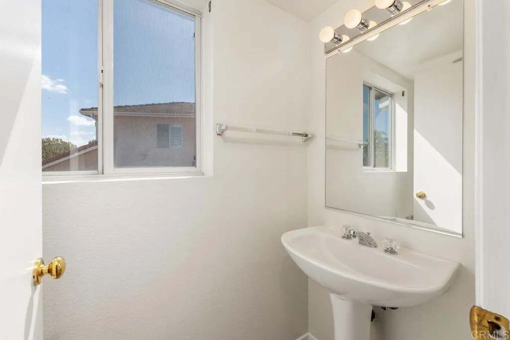 https://cdn.realtyfeed.com/cdn/127/306758451/2b77e1d7a0b4cb88e0f57fecf6842183.webp
