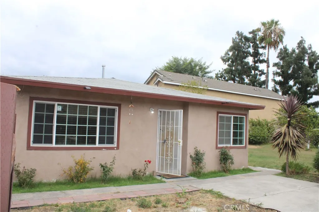 Fullerton, CA 92833