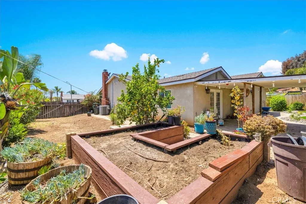 https://cdn.realtyfeed.com/cdn/127/306758583/1cc63621ad58593e33a5097bfc9ca9ee.webp