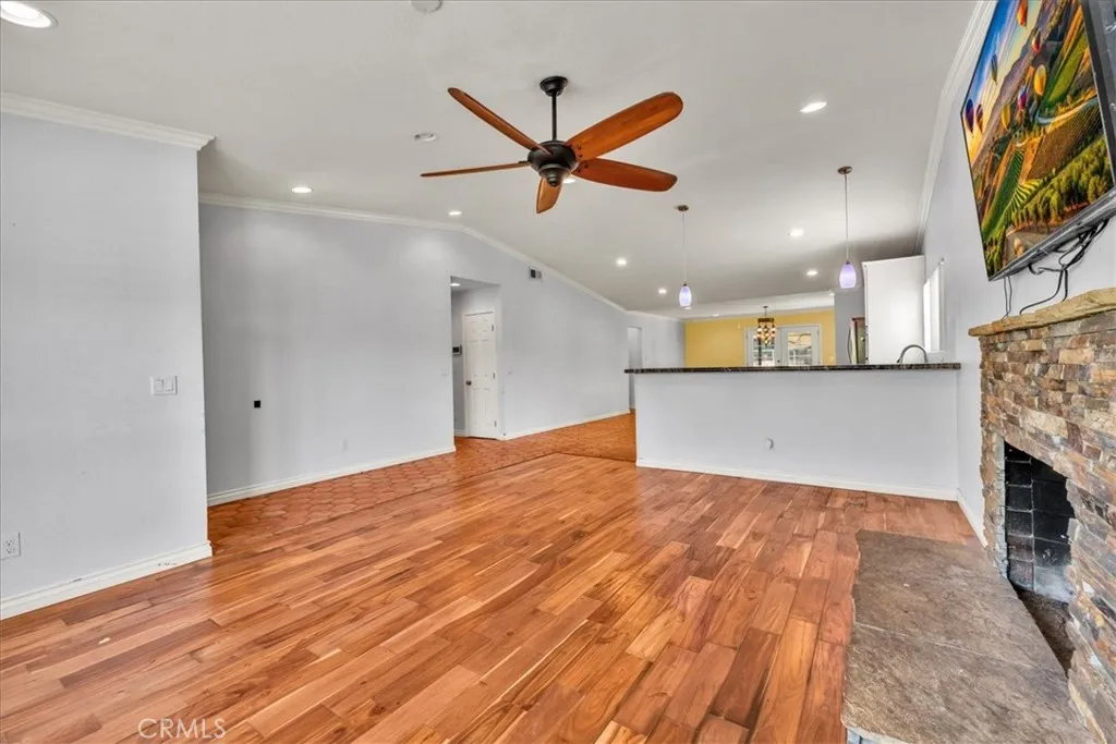 https://cdn.realtyfeed.com/cdn/127/306758583/7ea78dd264782a3c576aee3edb1d5964.webp