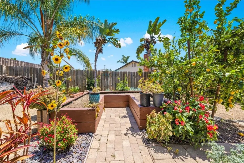 https://cdn.realtyfeed.com/cdn/127/306758583/cf76b4029ace776a7dcfb6a2b4f26bef.webp
