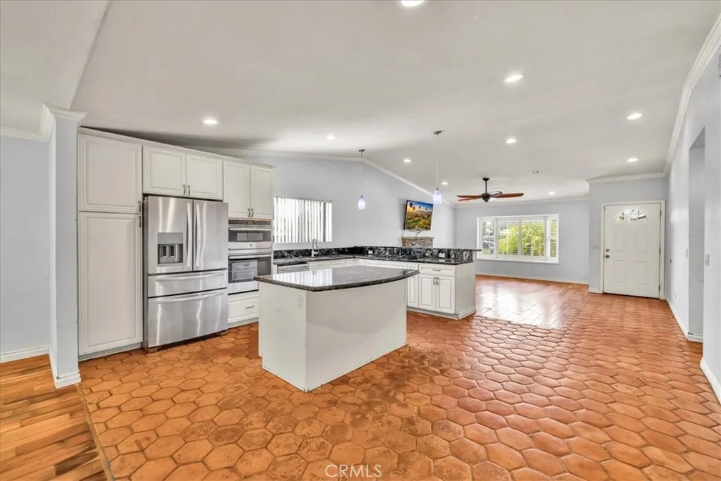 https://cdn.realtyfeed.com/cdn/127/306758583/f3c0ae994c16617c486c0168350f32cc.webp