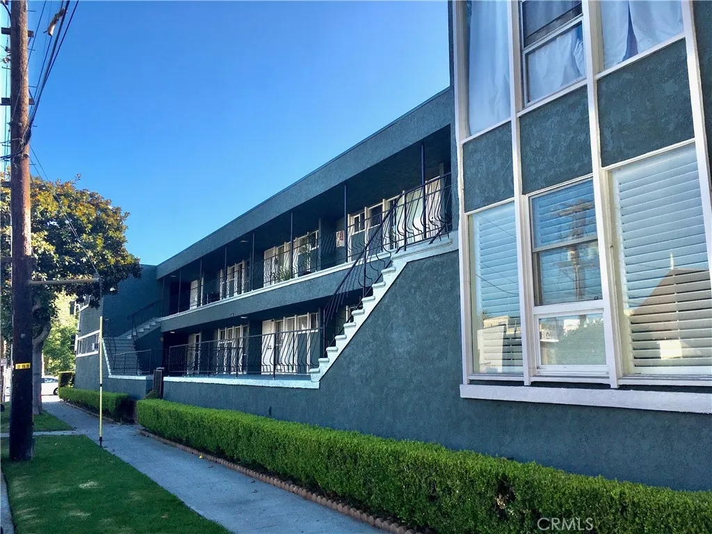 231 Junipero Avenue Unit 12, Long Beach, CA 90803 - Photo 2 of 40, Long Beach, CA