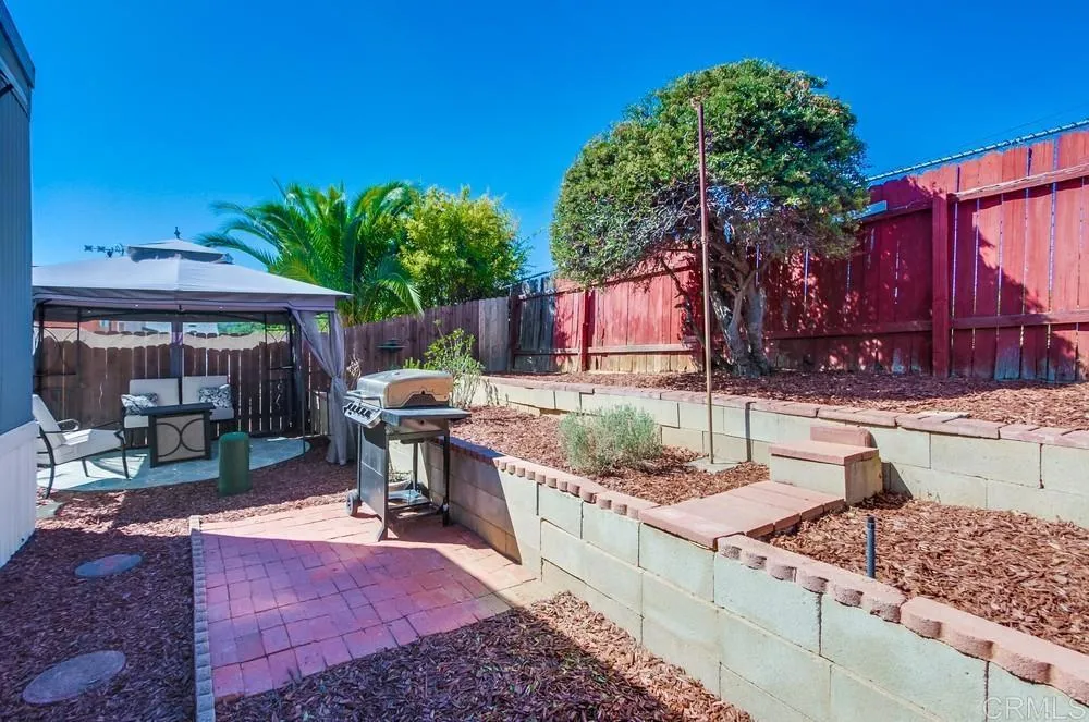 https://cdn.realtyfeed.com/cdn/127/306758602/9ddd170a118421c61177185b2ea605ee.webp