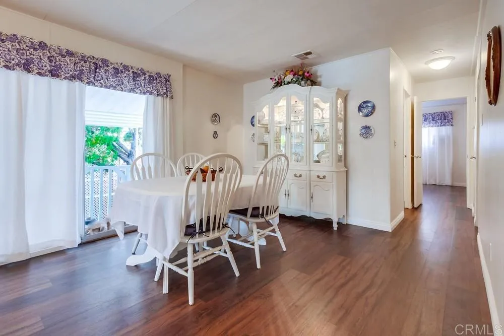 https://cdn.realtyfeed.com/cdn/127/306758602/fec508ad8833e68dd66e06acdcc1b142.webp