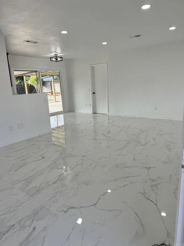 566 566 Mulgrew St Street, El Cajon, CA 92019 - Photo 2 of 11, El Cajon, CA