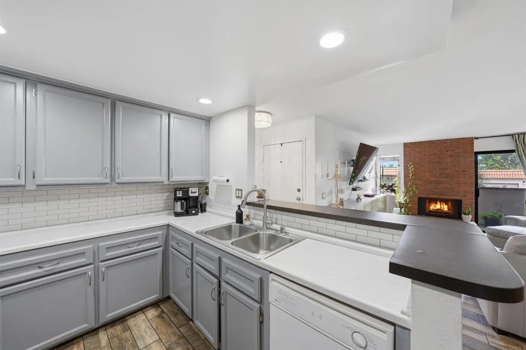 Photo #6: PTP2605026 Listing: Photo #6
