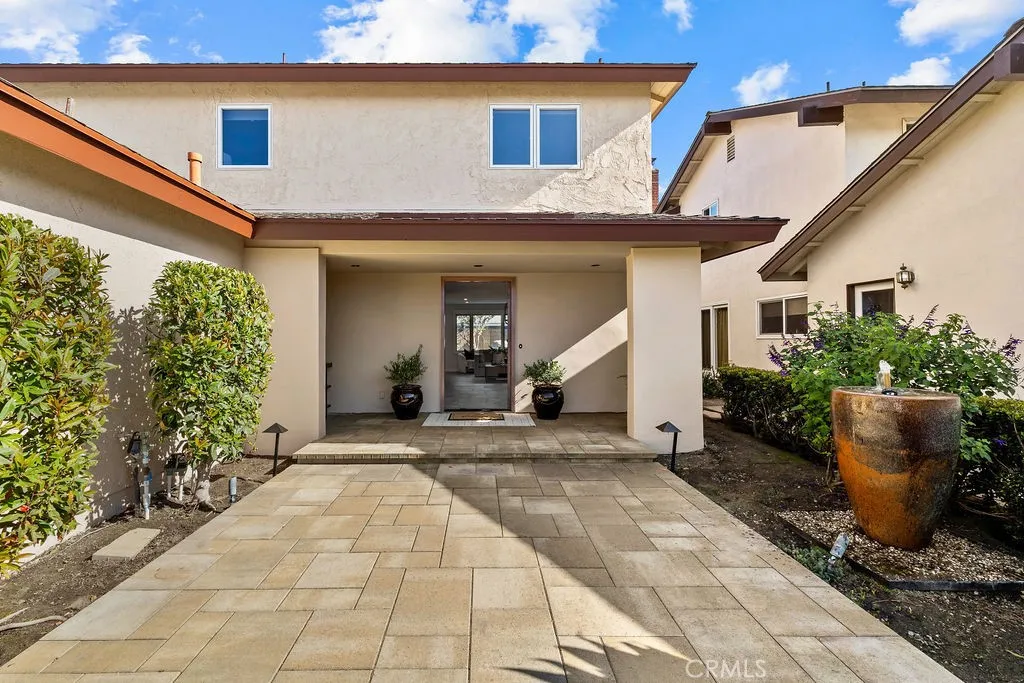 6792 Loyola Drive, Huntington Beach, CA 92647 - Photo 3 of 45, Huntington Beach, CA
