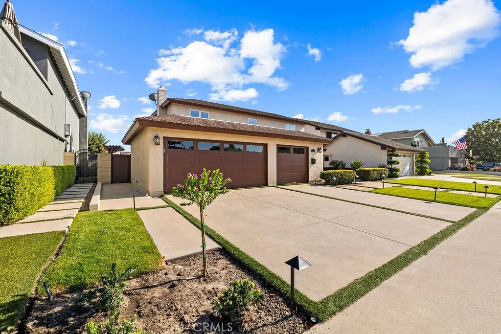 6792 Loyola Drive, Huntington Beach, CA 92647 - Main photo, Huntington Beach, CA