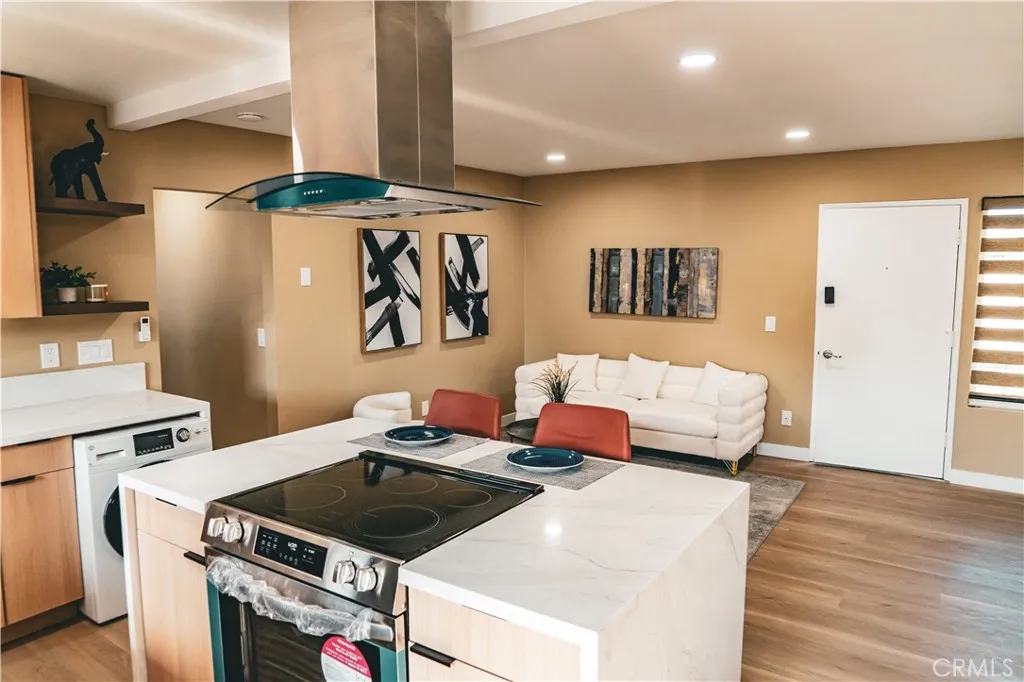 Photo #10: SW26143771 Listing: Photo #10