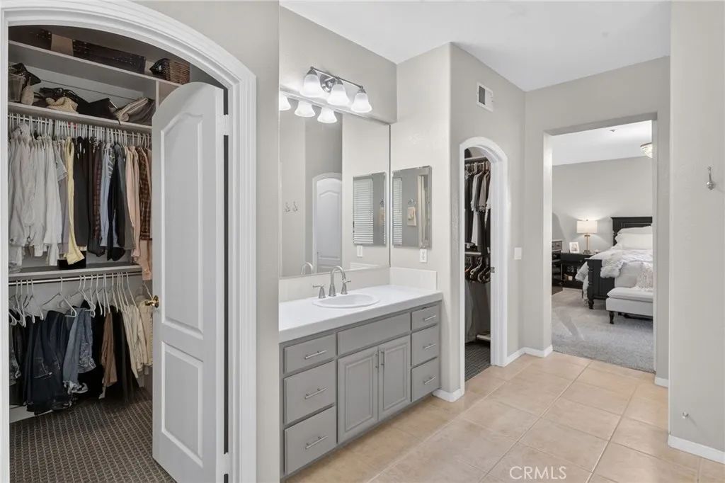 https://cdn.realtyfeed.com/cdn/127/306758708/37009c188e212228f094faeddbbbbb5b.webp
